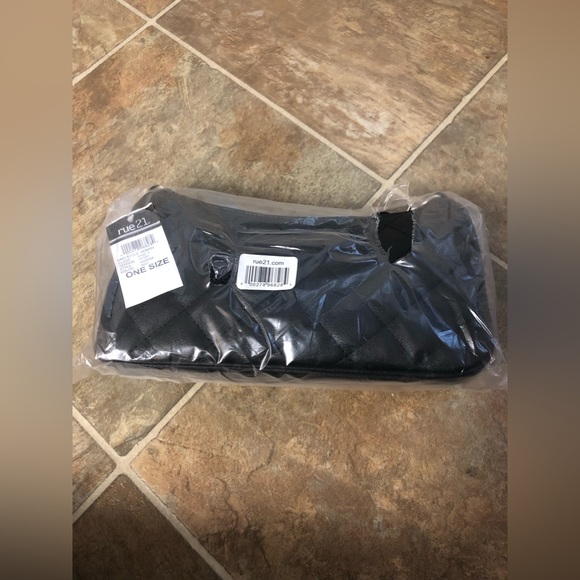 2 WOMENS RUE21 HANDBAGS - Picture 7 of 12